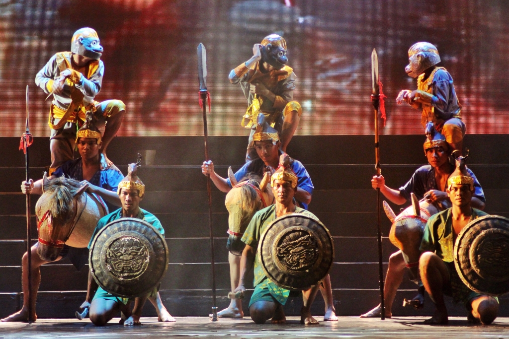 Traditional Khmer Dance at Smile of Angkor, Siem Reap
