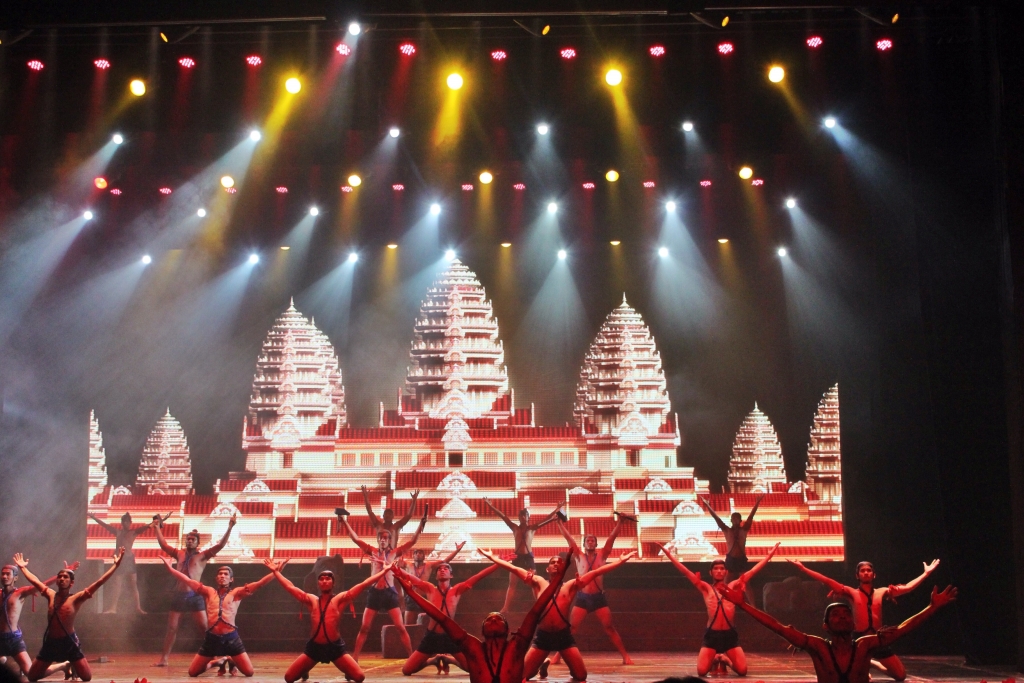 Traditional Khmer Dance at Smile of Angkor, Siem Reap