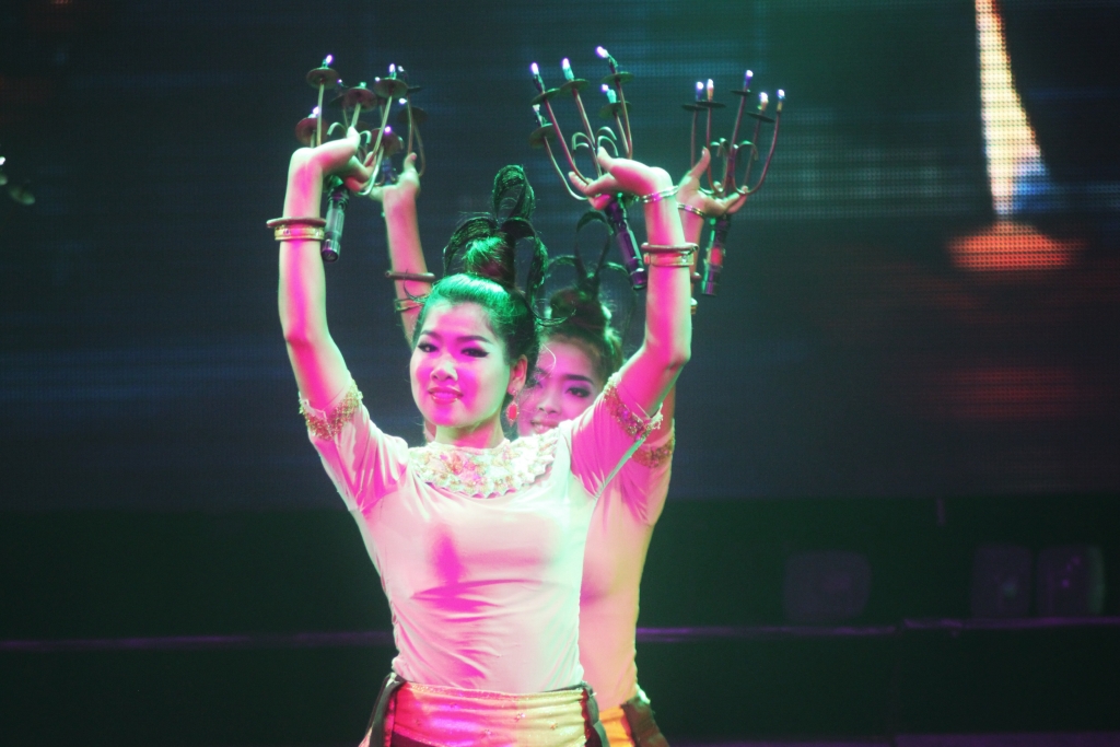 Traditional Khmer Dance at Smile of Angkor, Siem Reap