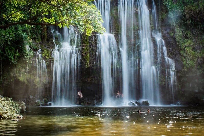 Llanos de Cortez waterfall