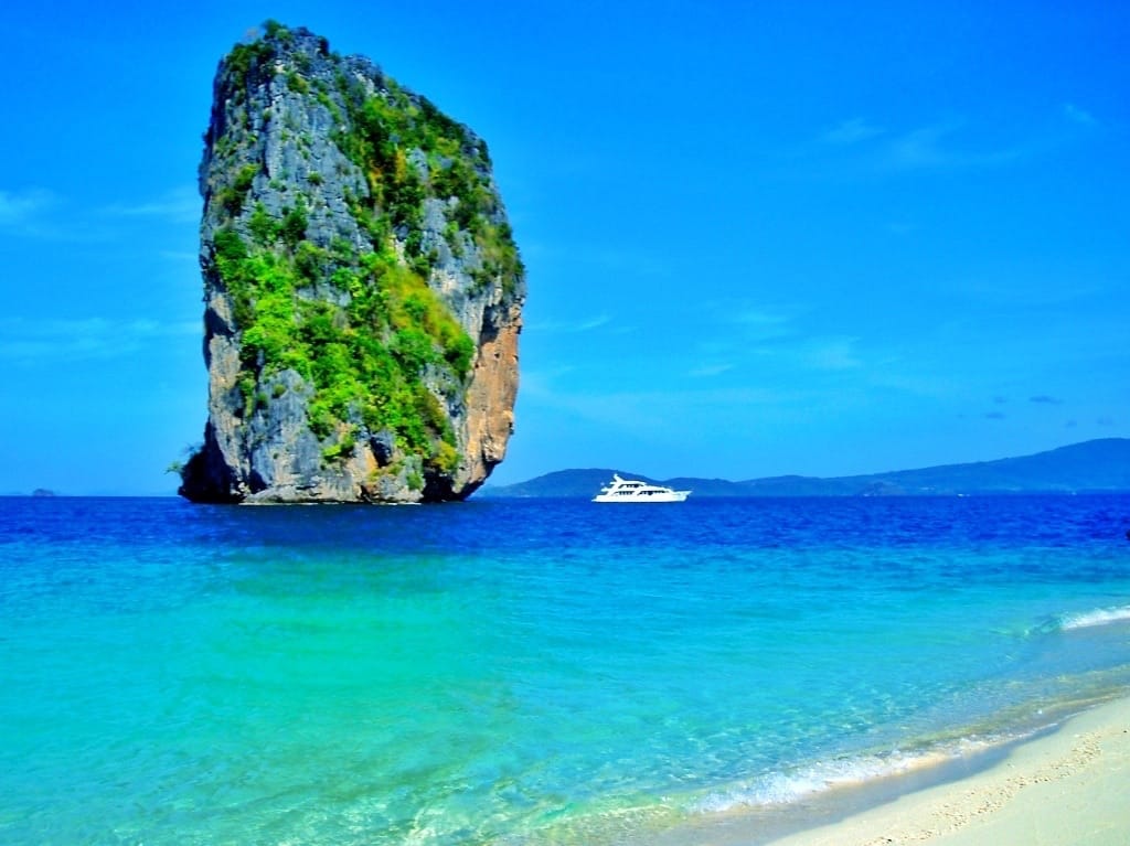 Island hopping, Thailand