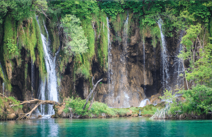 The ultimate guide to Plitvice Lakes