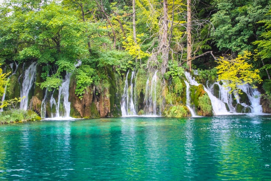 The ultimate guide to Plitvice Lakes