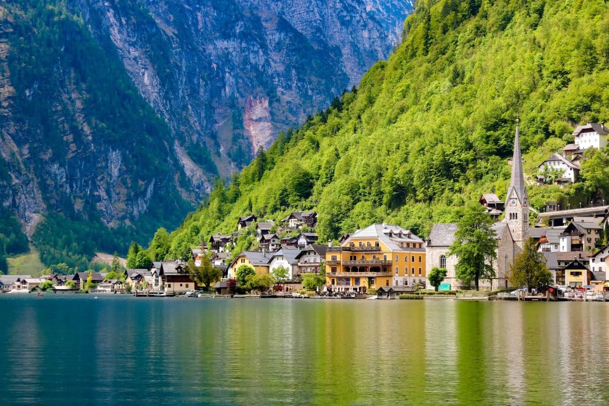 How to spend a magical one day in Hallstatt Austria (2023 itinerary)