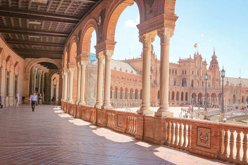 How to spend perfect 2 days in Seville (itinerary 2024)
