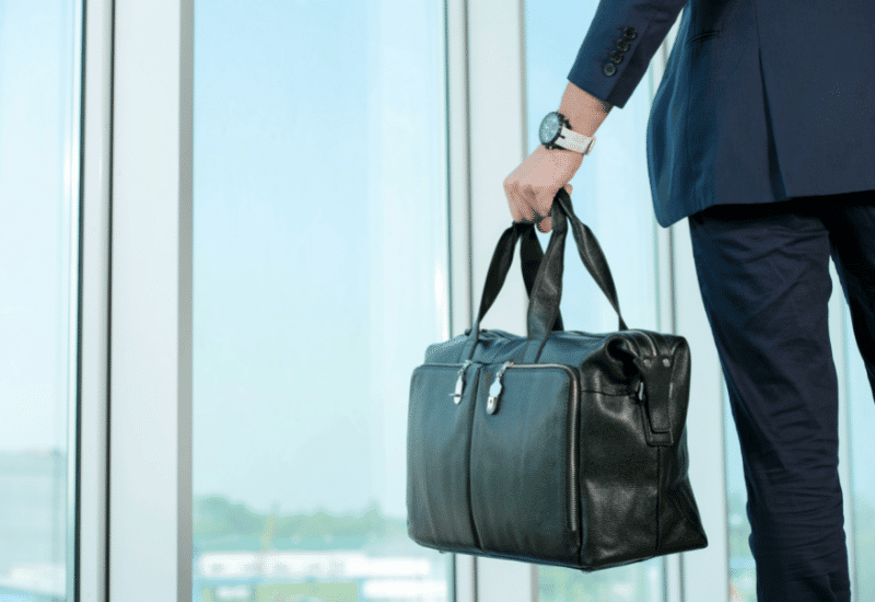 25 best gifts for business travelers