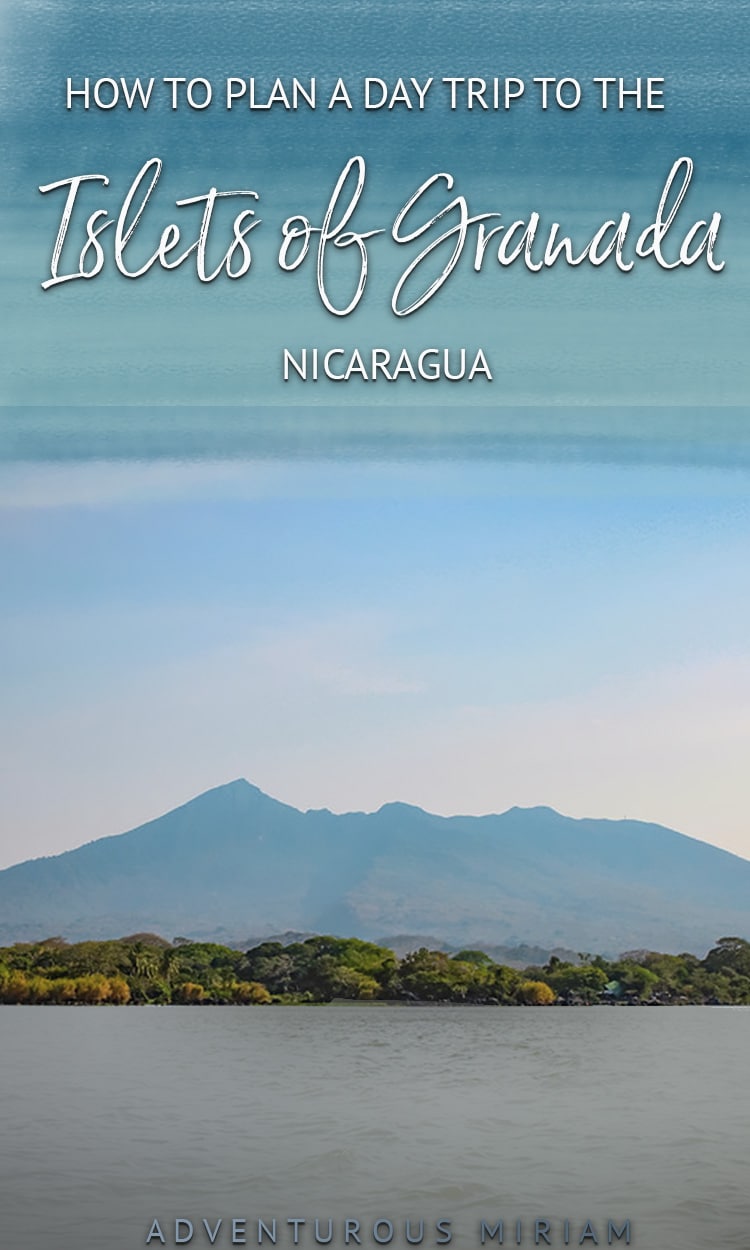 Find out how to take a day trip to the islets of Granada from the city of Granada, Nicaragua. Here's what to expect from a tour. #granada #nicaragua