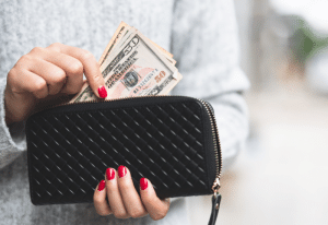 17 best travel wallets for women - Adventurous Miriam