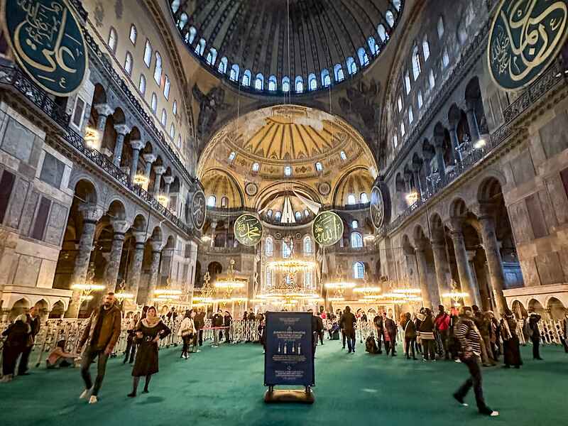 Hagia Sophia entrance fee & hours (2024) – all you should know